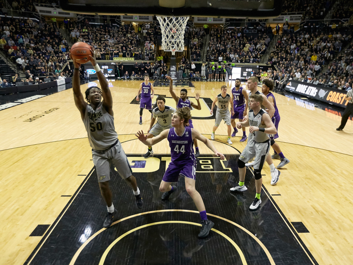 caleb-swanigan-2000-project-biggie-rebound.jpg